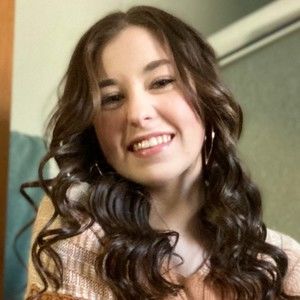 Meet your Posher, Isabella